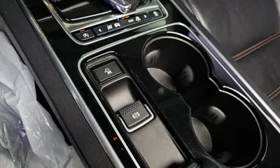 Jaguar XE 2017, 105579 км, за 4745.5 USD - фото 19
