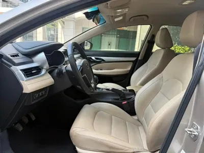 Geely Emgrand 2019, 80000 км, за 2913.42 USD