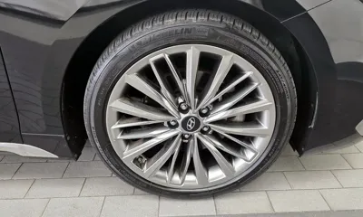 Hyundai Grandeur 2018, 138153 км, за 9142.33 USD
