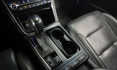 Hyundai Grandeur 2018, 138153 км, за 9142.33 USD - фото 9