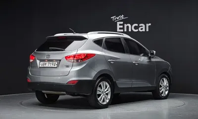 Hyundai Tucson 2013, 106841 км, за 3494.47 USD