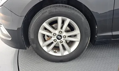 Hyundai Sonata 2015, 165344 км, за 4102.36 USD