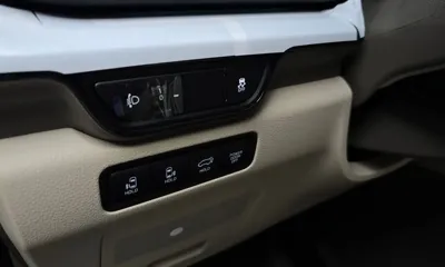 Kia Canival 2026, 1644 км, за 44883.69 USD - фото 17