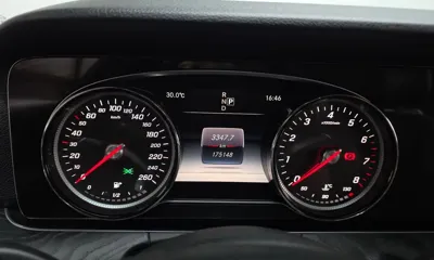 Mercedes-Benz E-Class 2017, 175148 км, за 11093.61 USD - фото 8