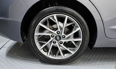 Hyundai Avante 2019, 123307 км, за 6892.48 USD