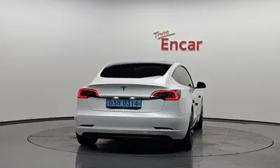 Tesla Model 3 2021, 59303 км, за 20477.14 USD