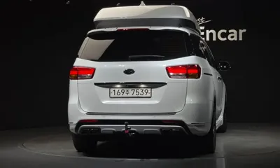 Kia Canival 2017, 156425 км, за 9055.38 USD