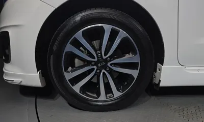 Kia Canival 2017, 156425 км, за 9055.38 USD