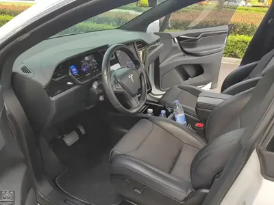 Tesla Model X 2018, 50000 км, за 35067.52 USD