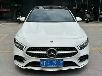 Mercedes-Benz A-Class 2020, 90000 км, за 12330.54 USD