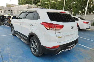 Hyundai ix25 2017, 54500 км, за 8783 USD