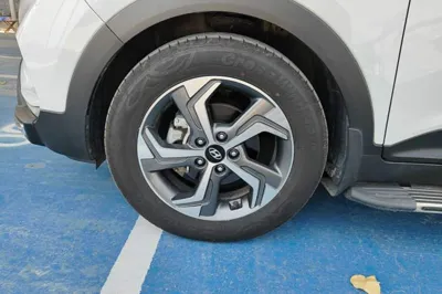 Hyundai ix25 2017, 54500 км, за 8783 USD - фото 10