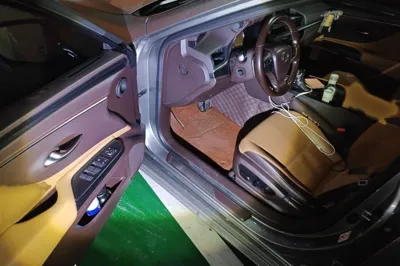 Lexus ES 2018, 124800 км, за 23872 USD - фото 19