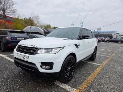 Land Rover Range Rover Sport · 2015 год