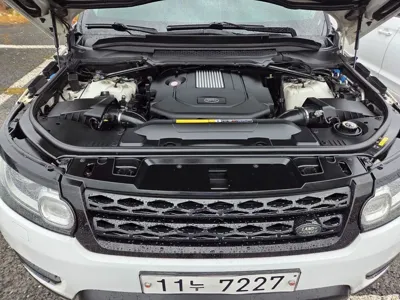 Land Rover Range Rover Sport 2015, 132450 км, за 13869.89 USD - фото 6