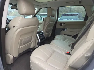 Land Rover Range Rover Sport 2015, 132450 км, за 13869.89 USD - фото 11