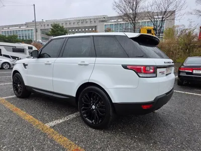 Land Rover Range Rover Sport 2015, 132450 км, за 13869.89 USD - фото 18
