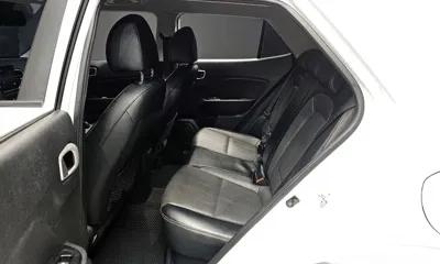Hyundai Venue 2020, 82047 км, за 9518.18 USD - фото 12