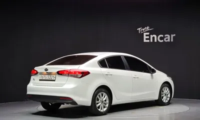 Kia K3 2018, 69697 км, за 4923.2 USD