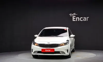 Kia K3 2018, 69697 км, за 4923.2 USD
