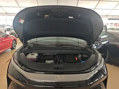 BYD 唐L 2025, 300 км, за 29699.99 USD - фото 20