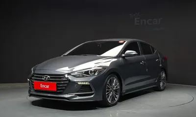 Hyundai Avante · 2017 год