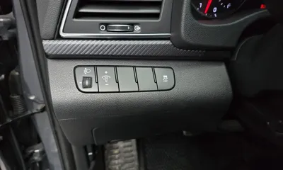 Hyundai Avante 2017, 48909 км, за 7806.41 USD - фото 17