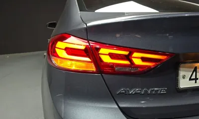 Hyundai Avante 2017, 48909 км, за 7806.41 USD - фото 23