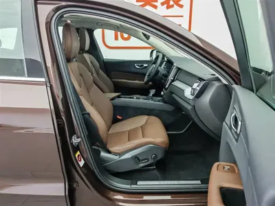 Volvo XC60 2019, 65300 км, за 13616.22 USD - фото 23