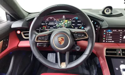 Porsche Taycan 2024, 13631 км, за 102710.75 USD - фото 12