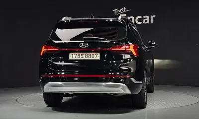Hyundai Santafe 2022, 60598 км, за 19689.46 USD