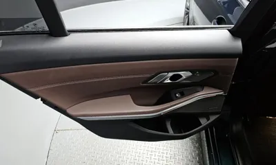 BMW 3-Series 2020, 105555 км, за 14886.56 USD - фото 25