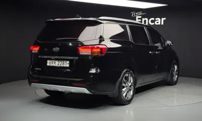 Kia Canival 2016, 297240 км, за 3479.06 USD