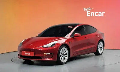 Tesla Model 3 · 2022 год