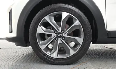 Kia Stonic 2018, 171594 км, за 4918.14 USD