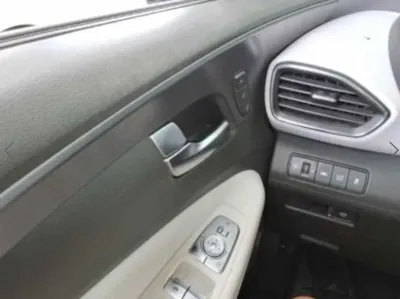 Hyundai Santafe 2022, 52000 км, за 16576.73 USD
