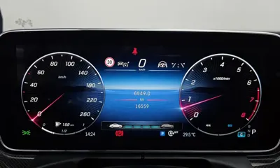 Mercedes-Benz C-Class 2023, 16559 км, за 34373.37 USD - фото 8