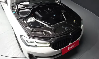 BMW 5-Series 2021, 43178 км, за 21097.86 USD - фото 6