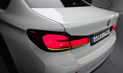 BMW 5-Series 2021, 43178 км, за 21097.86 USD - фото 23