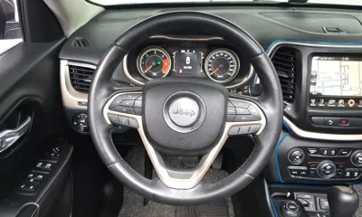 Jeep Cherokee 2015, 172732 км, за 3807.27 USD - фото 13