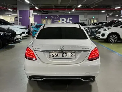 Mercedes-Benz C-Class 2015, 149297 км, за 7023.76 USD