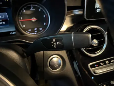 Mercedes-Benz C-Class 2015, 149297 км, за 6970.69 USD - фото 9