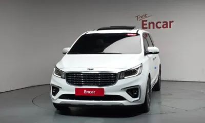 Kia Canival 2019, 62471 км, за 10228.02 USD