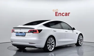 Tesla Model 3 2021, 54116 км, за 21127.21 USD