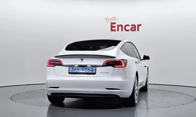 Tesla Model 3 2021, 54116 км, за 21127.21 USD
