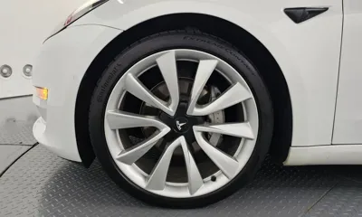 Tesla Model 3 2021, 54116 км, за 21127.21 USD