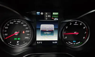 Mercedes-Benz GLC-Class 2019, 137861 км, за 14065.24 USD - фото 8