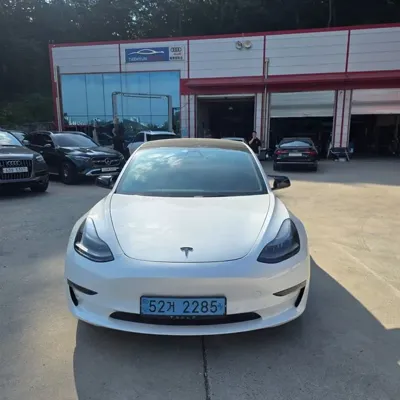 Tesla Model 3 · 2022 год