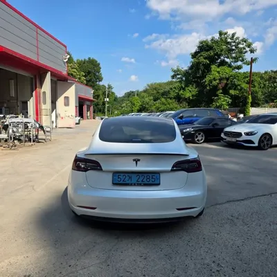Tesla Model 3 2022, 75837 км, за 18851.97 USD - фото 4