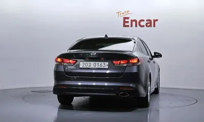 Kia K5 2017, 47143 км, за 5880.41 USD